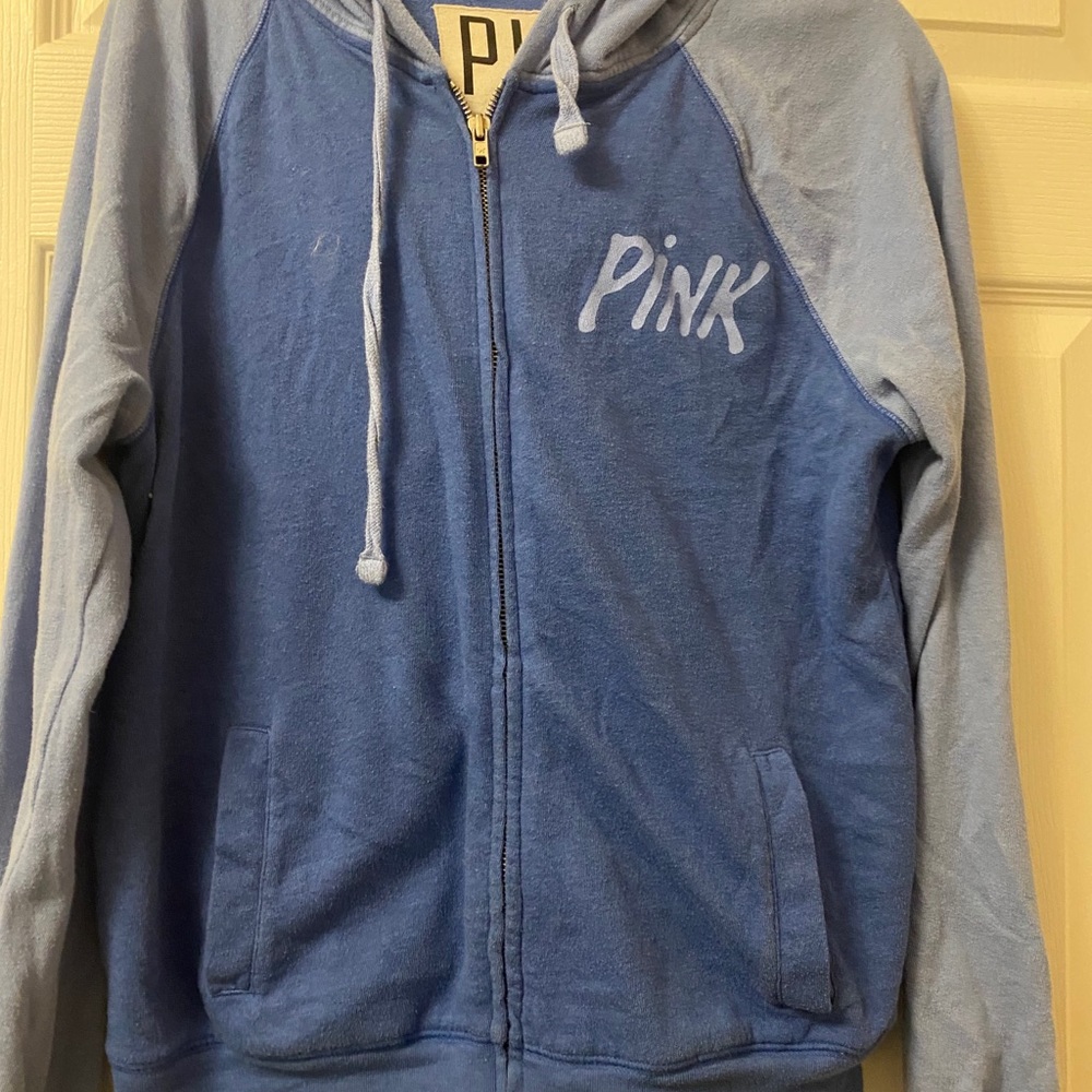 zip up hoodie